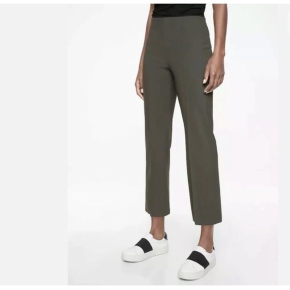 Athleta Mercurial Crop Flare Pant, Arbor Olive, Size S - Picture 1 of 8